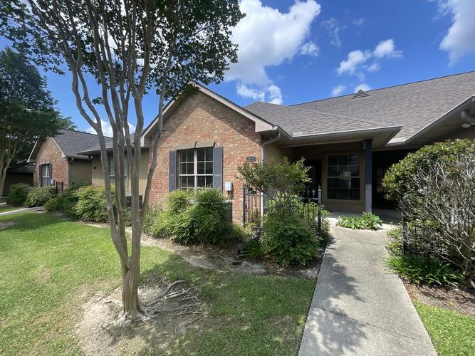 4990 Jamestown Ave #32, Baton Rouge, LA - photo 1