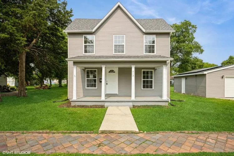 713 S Jackson St, Litchfield, IL