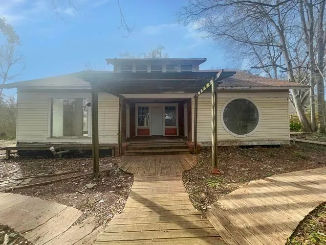 1036 Washington St, Natchitoches, LA