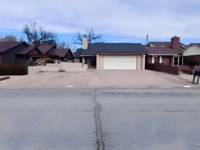 3610 WHIPPOORWILL LANE, ENID, OK