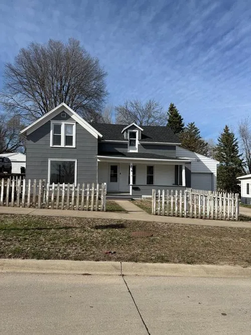 416 West Cherry Street, Cherokee, IA