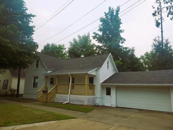 415 N Shelby St, Cadillac, MI