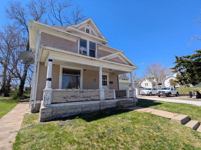 1114 SEYMOUR ST, KEOKUK, IA