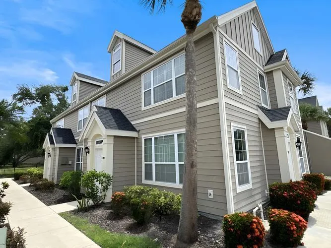 5531 Rosehill Rd Unit 201, Sarasota, FL
