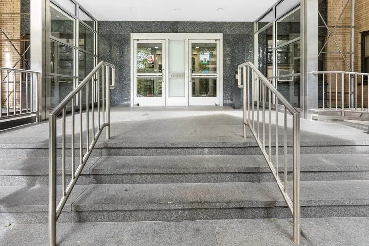 3 FORDHAM HILL OVAL APT 1G, BRONX, NY