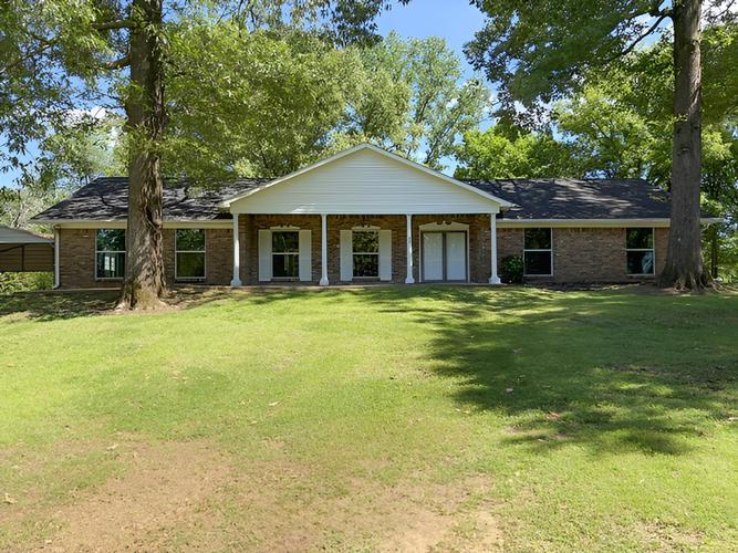 910 Newitt Vick Dr, VICKSBURG, MS - photo 1