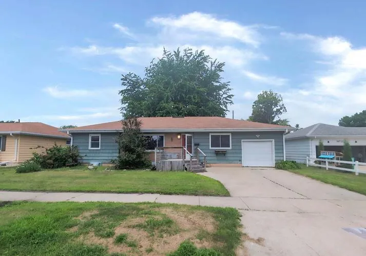 1109 Kathy Ln, Webster City, IA