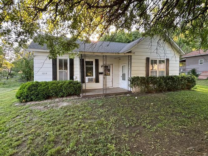 1213 N ELSON ST, KIRKSVILLE, MO - photo 1
