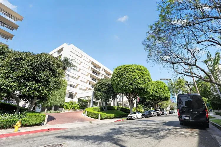 1131 ALTA LOMA RD 308, WEST HOLLYWOOD, CA