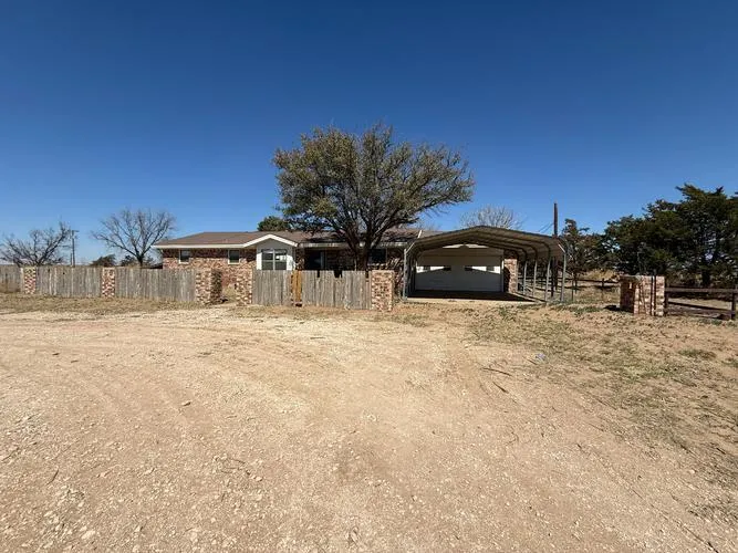 337 COUNTY RD 692, SEAGRAVES, TX
