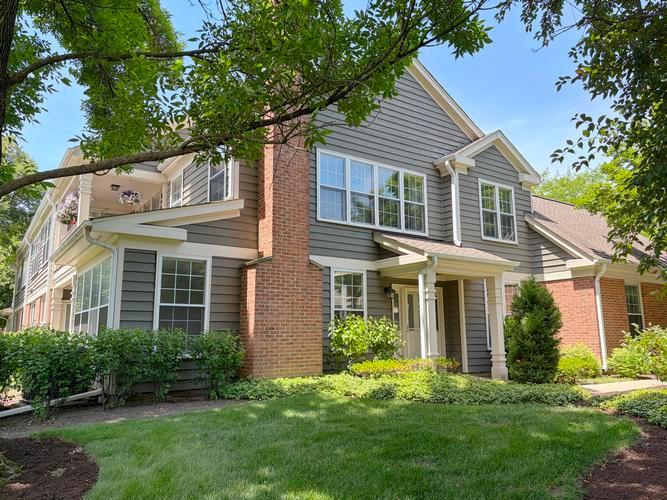 112 HARVARD CT, GLENVIEW, IL