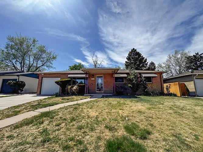 2285 S NEWTON ST, DENVER, CO