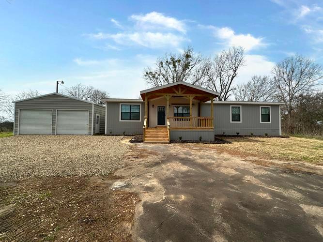 2072 N STATE HIGHWAY 37, QUITMAN, TX - photo 1
