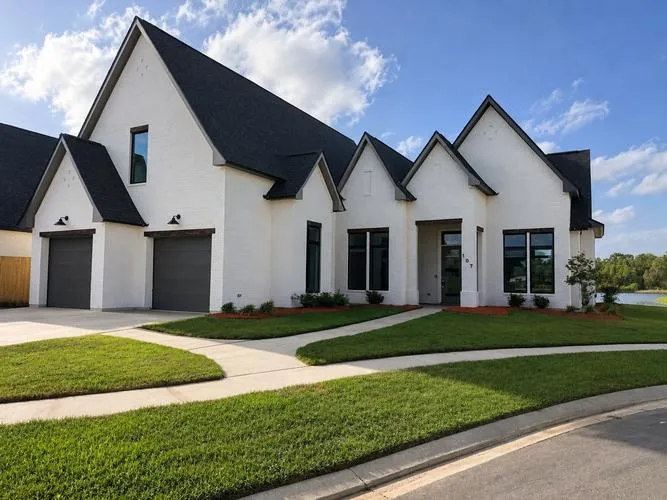 107 SUGAR CANE PALM CIR, BROUSSARD, LA