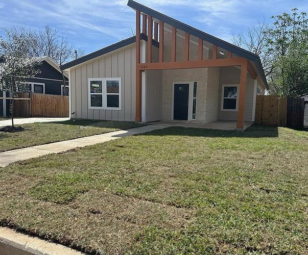 1722 N CENTER ST, SAN ANTONIO, TX - photo 1