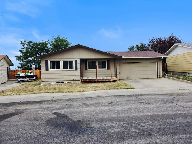 3514 MEADOWLARK DR, CASPER, WY - photo 1