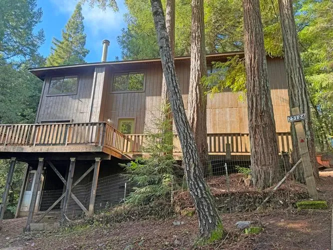 25124 BLUE JAY PLACE, WILLITS, CA