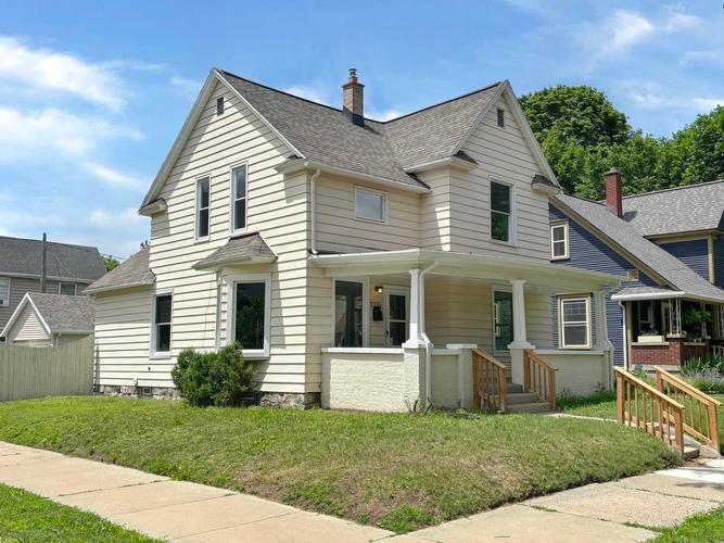 1335 UNION AVE NE, GRAND RAPIDS, MI - photo 1