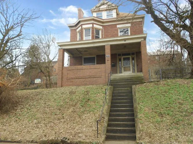 32 Weller St, Pittsburgh, PA