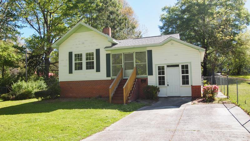 537 BEACH ST, ALEXANDER CITY, AL - photo 1