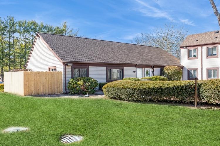 524 PICASSO WAY, MIDDLE ISLAND, NY