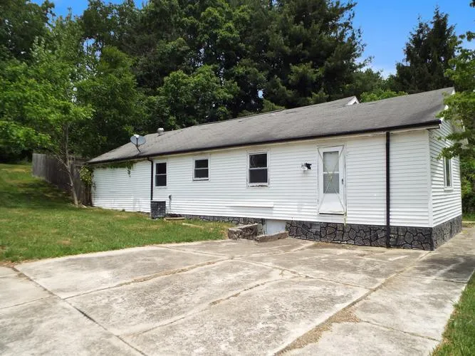 138 PERSINGER STREET, BECKLEY, WV