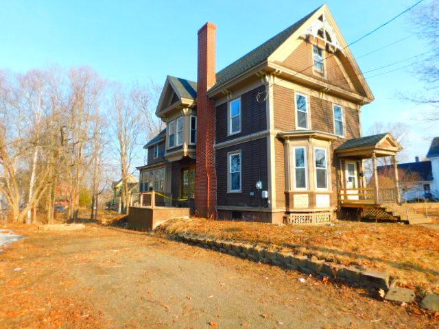 10 Elm St, Houlton, ME