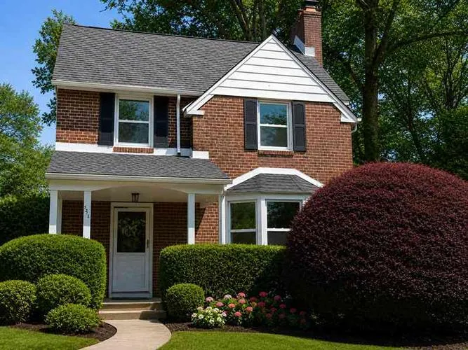 1516 SURREY LN, WYNNEWOOD, PA