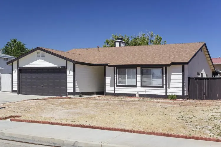 43934 Palm Vista Ave, Lancaster, CA