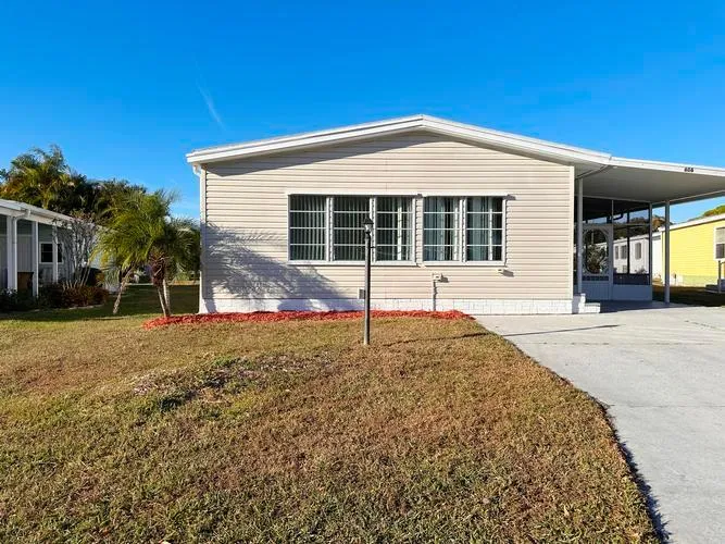 606 Dolphin Cir, SEBASTIAN, FL
