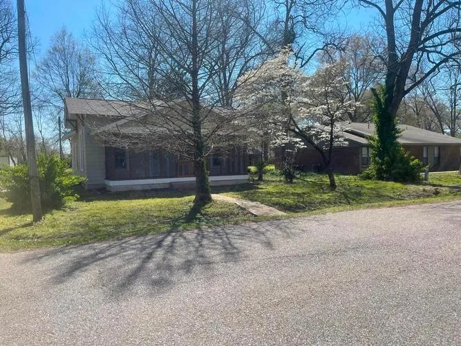 505 Mulberry Ave W, Wynne, AR