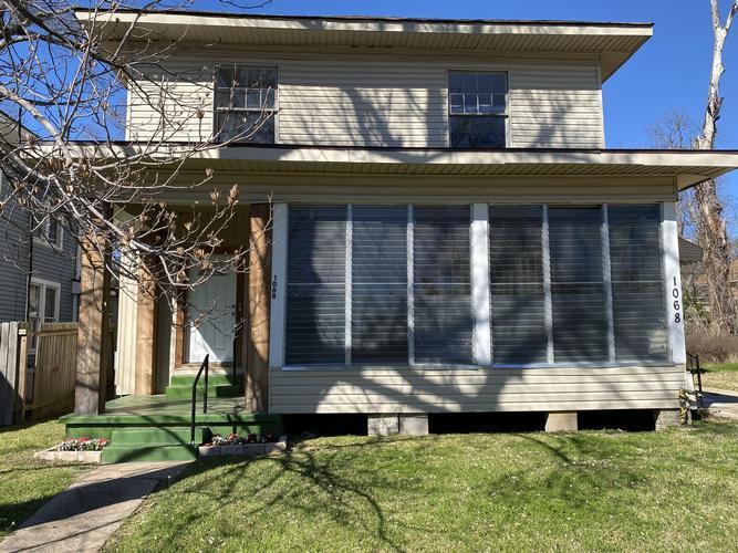 1068 COLLEGE ST, SHREVEPORT, LA