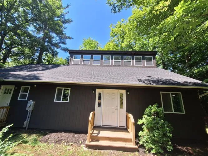 948 WHEELOCK RD, Hartford, VT