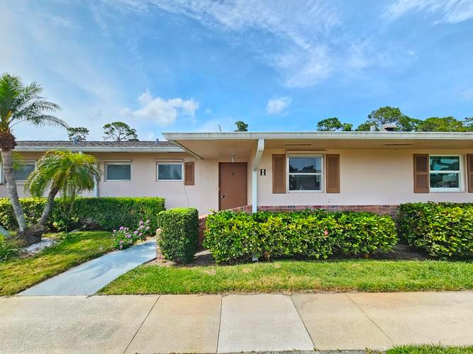 2521 Dudley Drive West, H, West Palm Beach, FL - photo 1