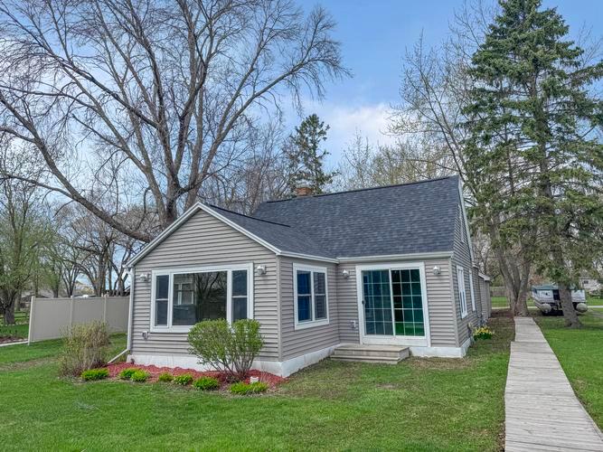 2953 Shadow Lane, Oshkosh, WI