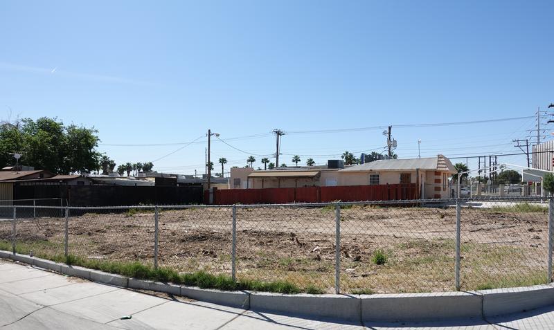 1712 Lewis Ave, Las Vegas, NV - photo 1
