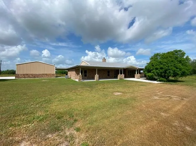 350 CR 357, Sandia, TX