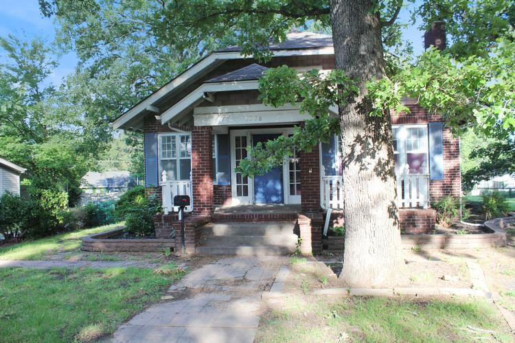 3228 Oak Ridge Dr, Joplin, MO