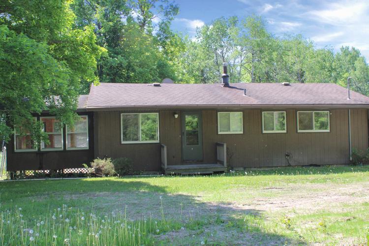 5392 Saatela Rd, Mountain Iron, MN - photo 1