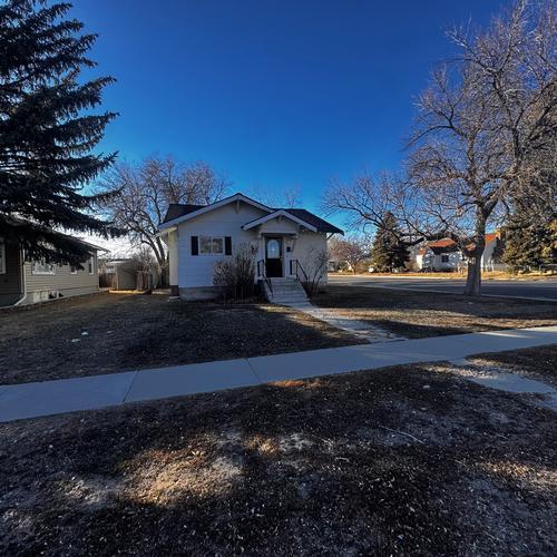 322 N 6TH ST E, RIVERTON, WY