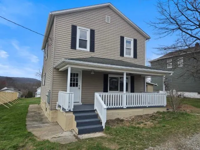 144 11th Street, Lucernemines, PA