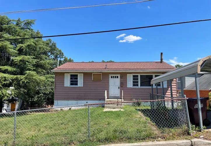 416 CLOVIS AVE, CAPITOL HEIGHTS, MD