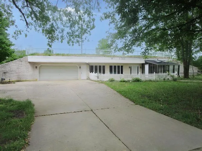 12600 15 1/2 MILE RD, MARSHALL, MI