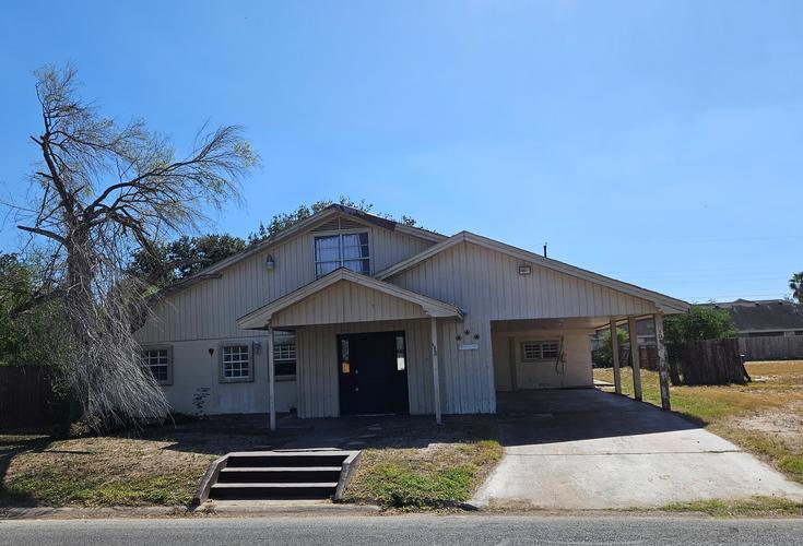 1006 E 12TH ST, Mission, TX - photo 1