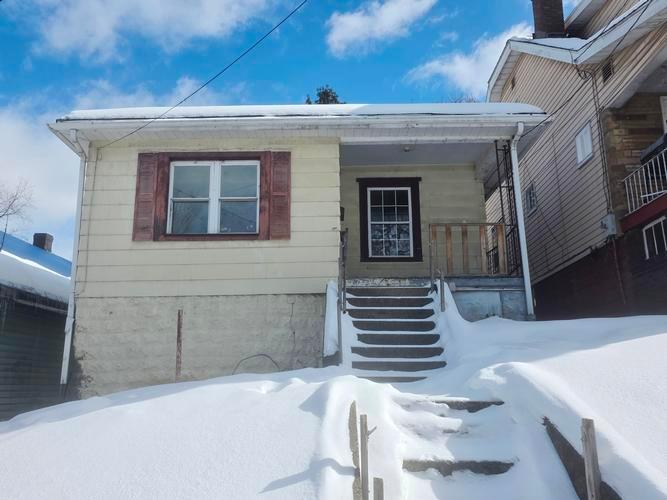 732 KENDALL AVE, STEUBENVILLE, OH - photo 1