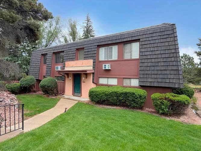 2959 Mesa Road Apartment, COLORADO SPRINGS, CO