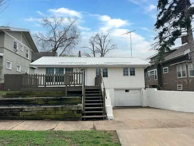 1737 Bever Ave SE, Cedar Rapids, IA