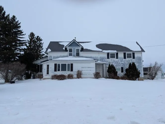 740 E BROADWAY, PLAINVIEW, MN