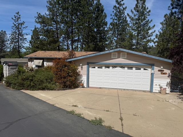 22700 HIDDEN HOLLOW DR., GROVELAND, CA - photo 1