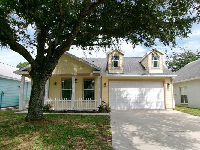 37450 PICKETTS MILL AVE, ZEPHYRHILLS, FL